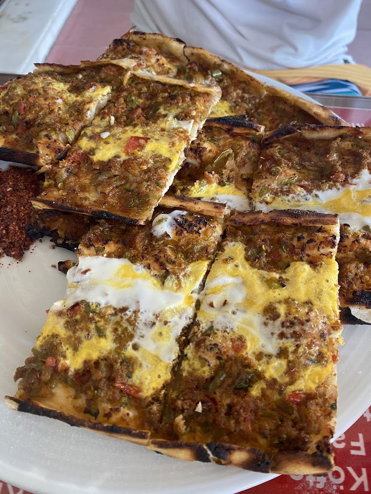 Haydar Ustanın Yeri Sulu Yemek Pide Kebab