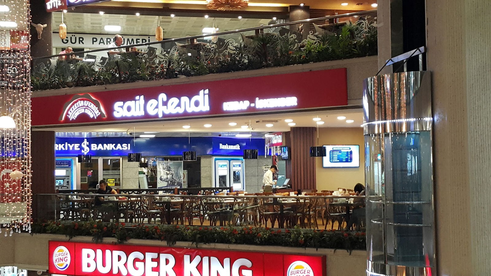 Sait Efendi, Atrium