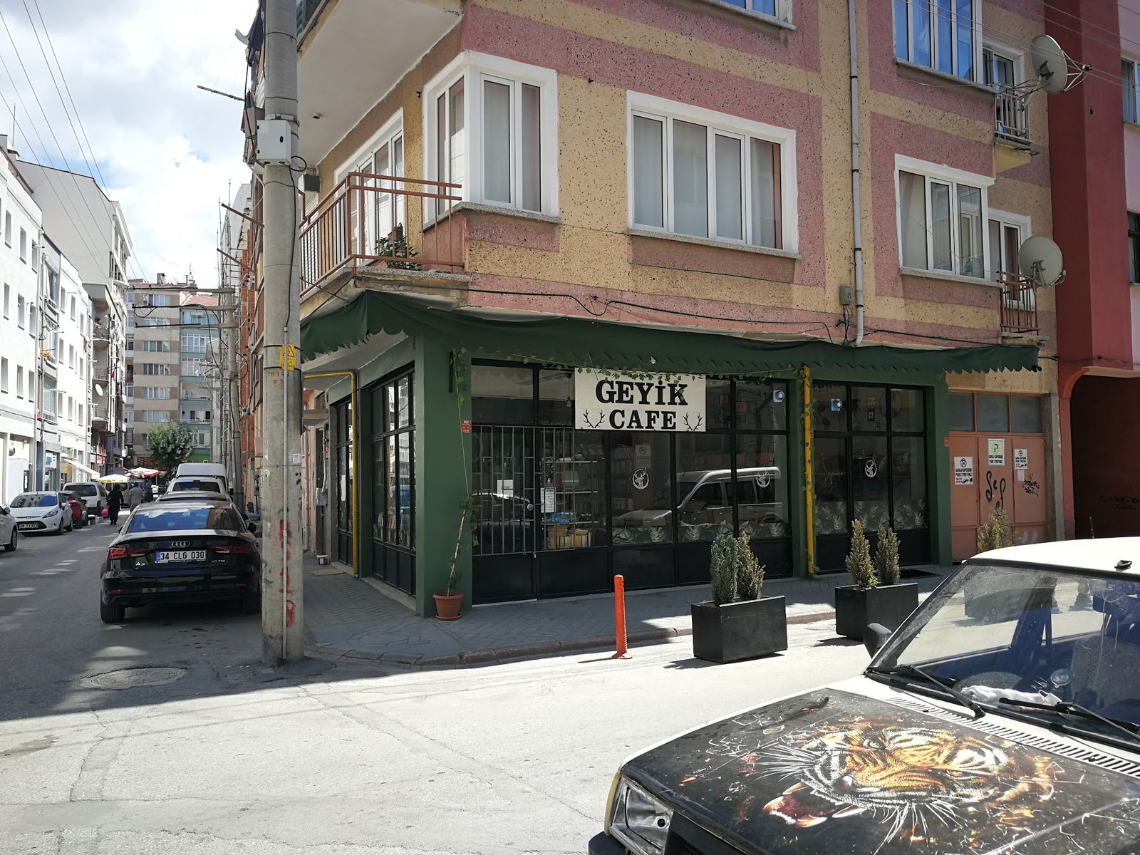 Routine Cake And Coffee