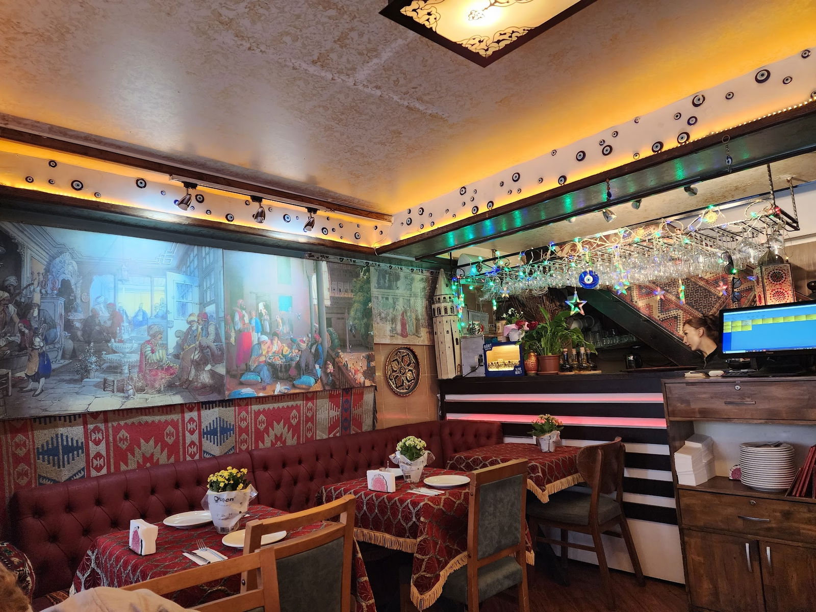 Istanbul Kitchen Cafe Restaurant