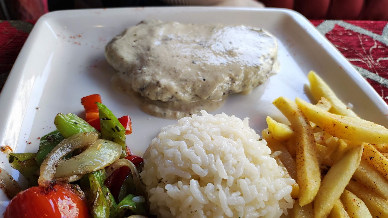 Istanbul Kitchen Cafe Restaurant