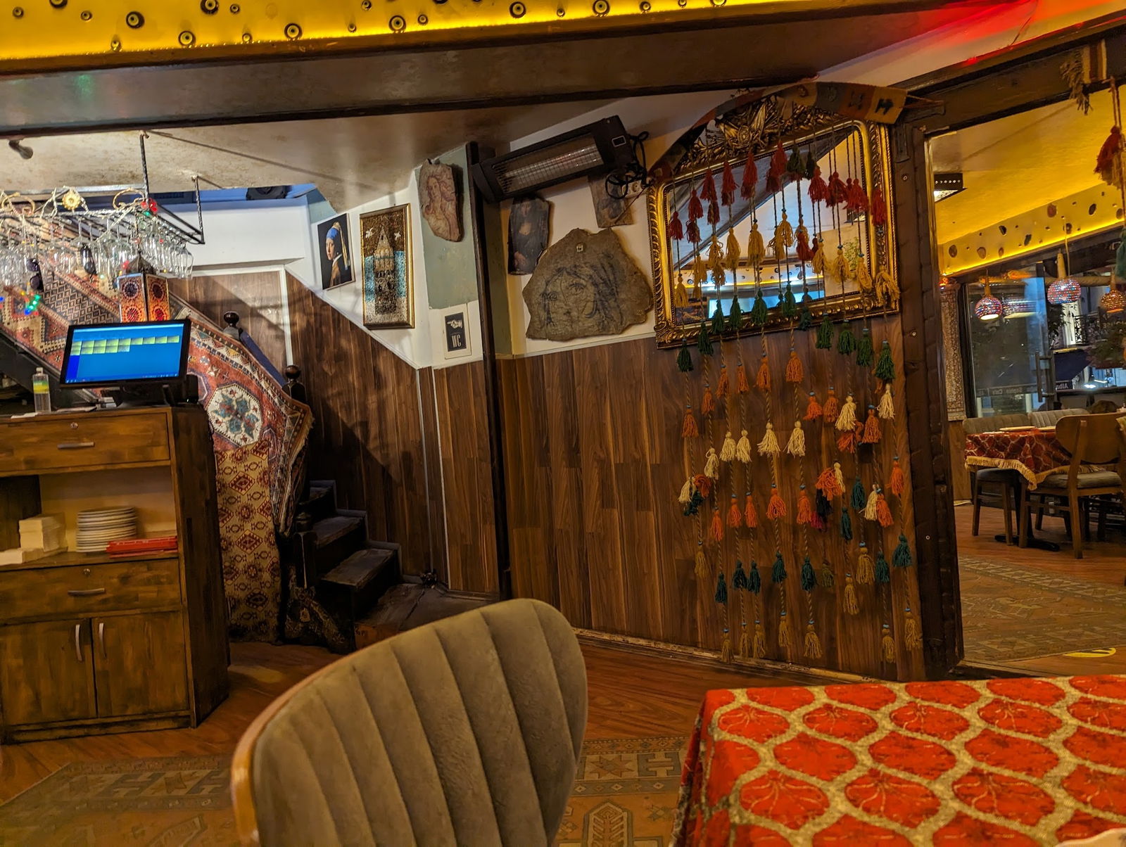 Istanbul Kitchen Cafe Restaurant