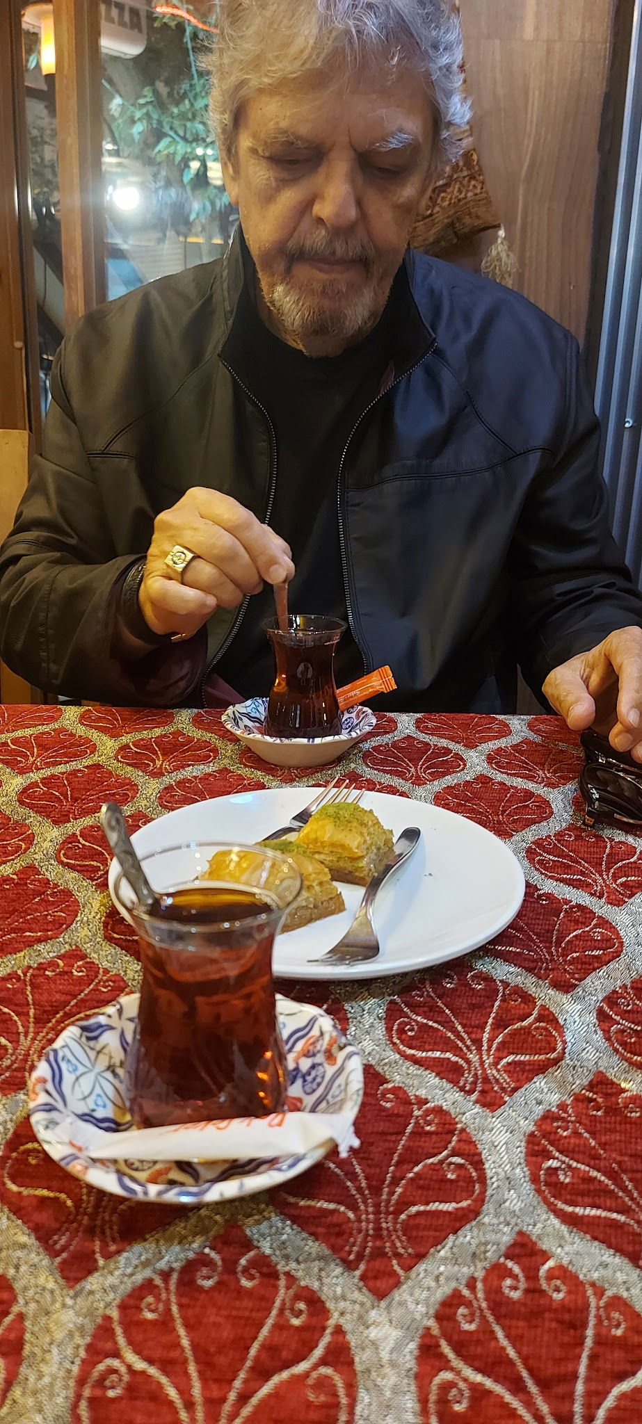 Istanbul Kitchen Cafe Restaurant