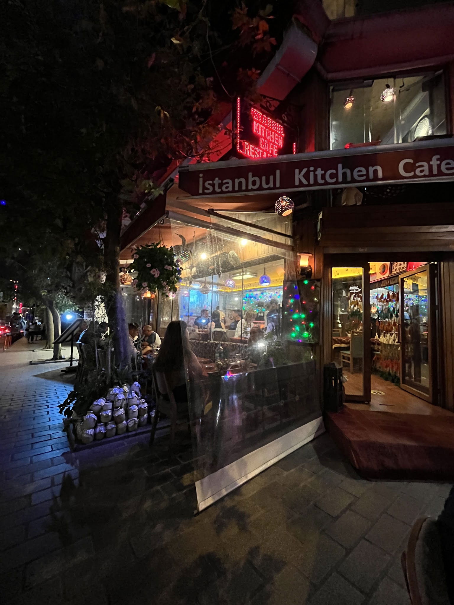 Istanbul Kitchen Cafe Restaurant