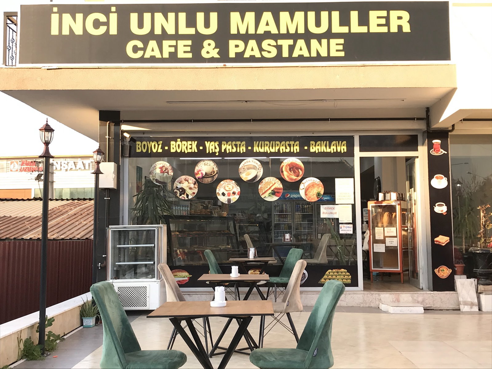 Kadikoy Cafe Bakery Products