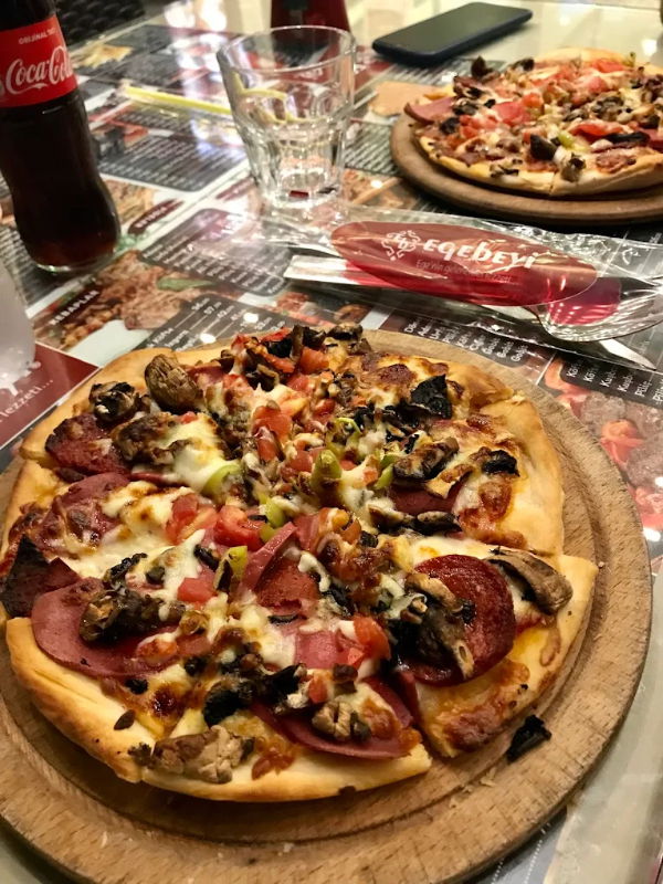 Egebeyi Restoran Çorba Pide Kebap Kahvaltı