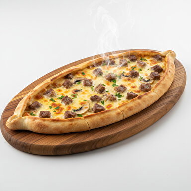 Kuşbaşılı Kaşarlı Mantarlı Pide