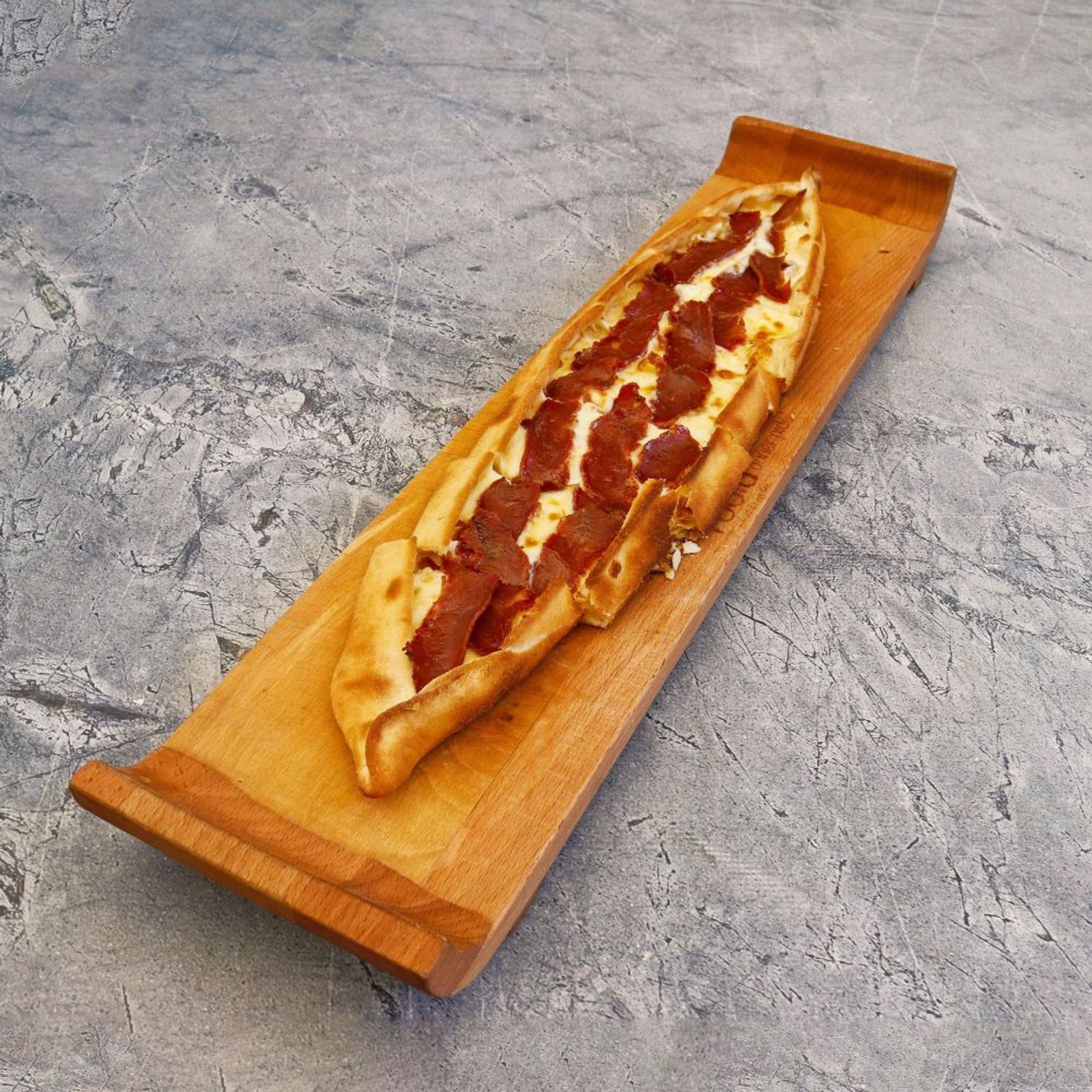 Pastırmalı Kaşarlı Pide