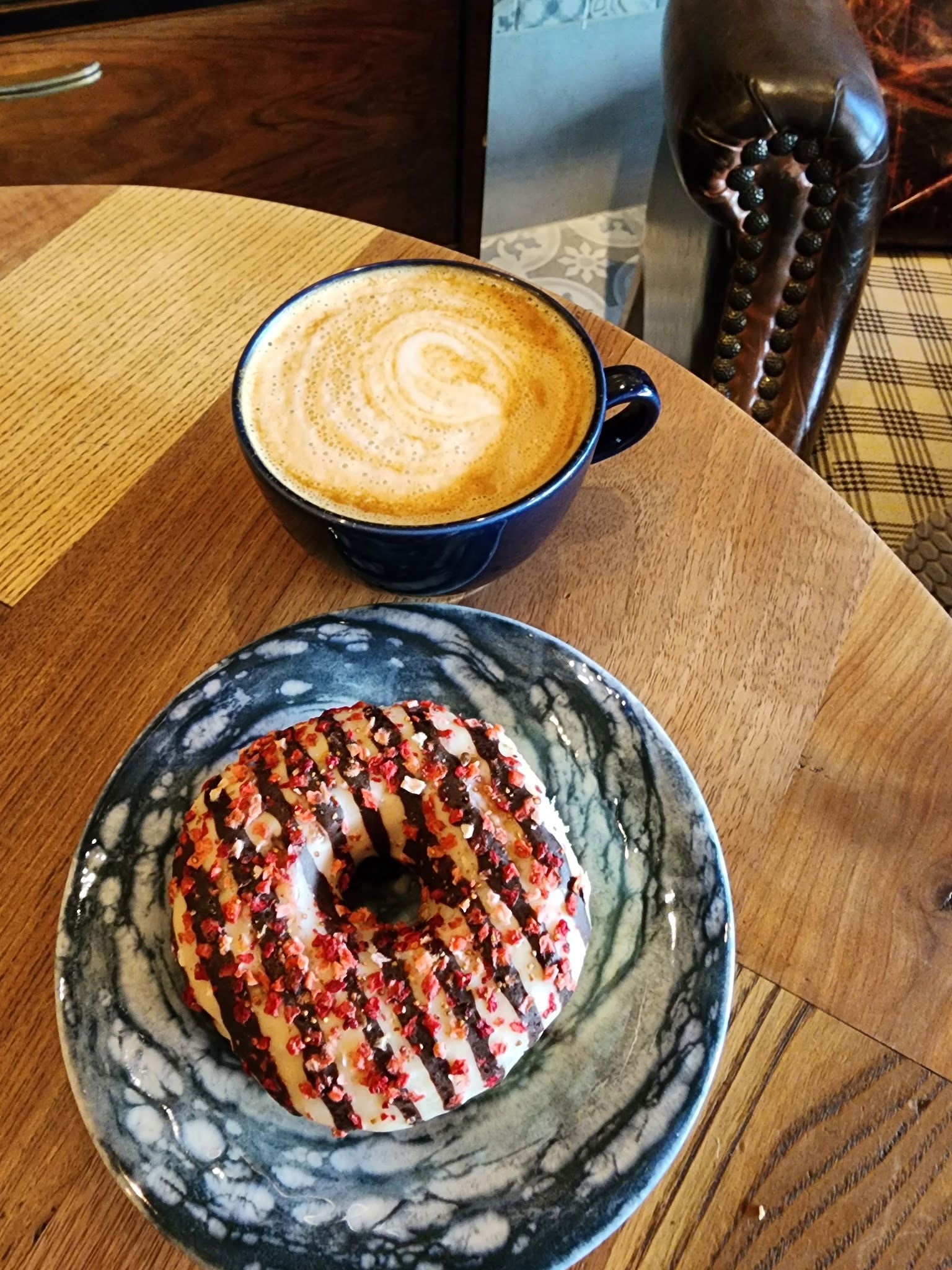 Lavinnia Coffee Kahve Ve Tatlı Evi