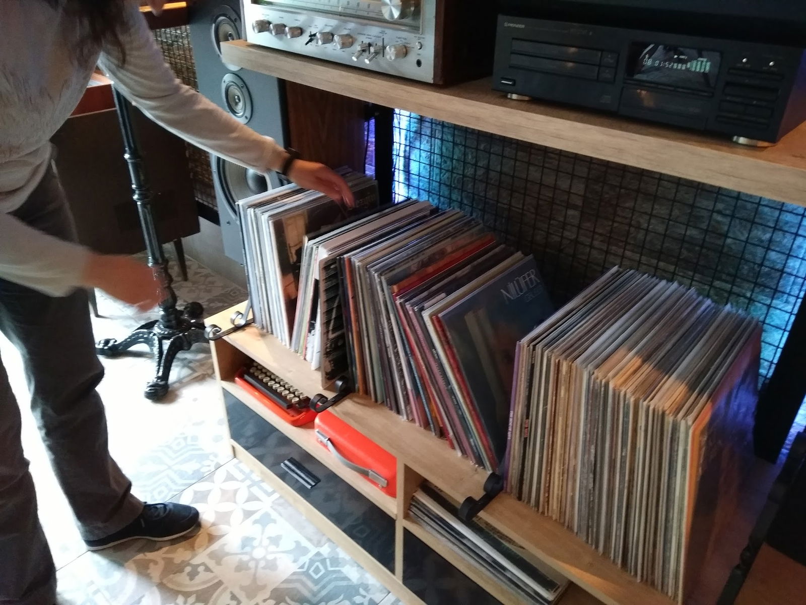 Lavinnia Coffee Kahve Ve Tatlı Evi