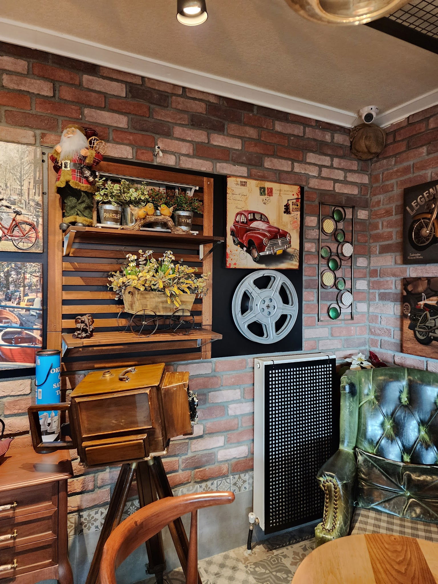 Lavinnia Coffee Kahve Ve Tatlı Evi