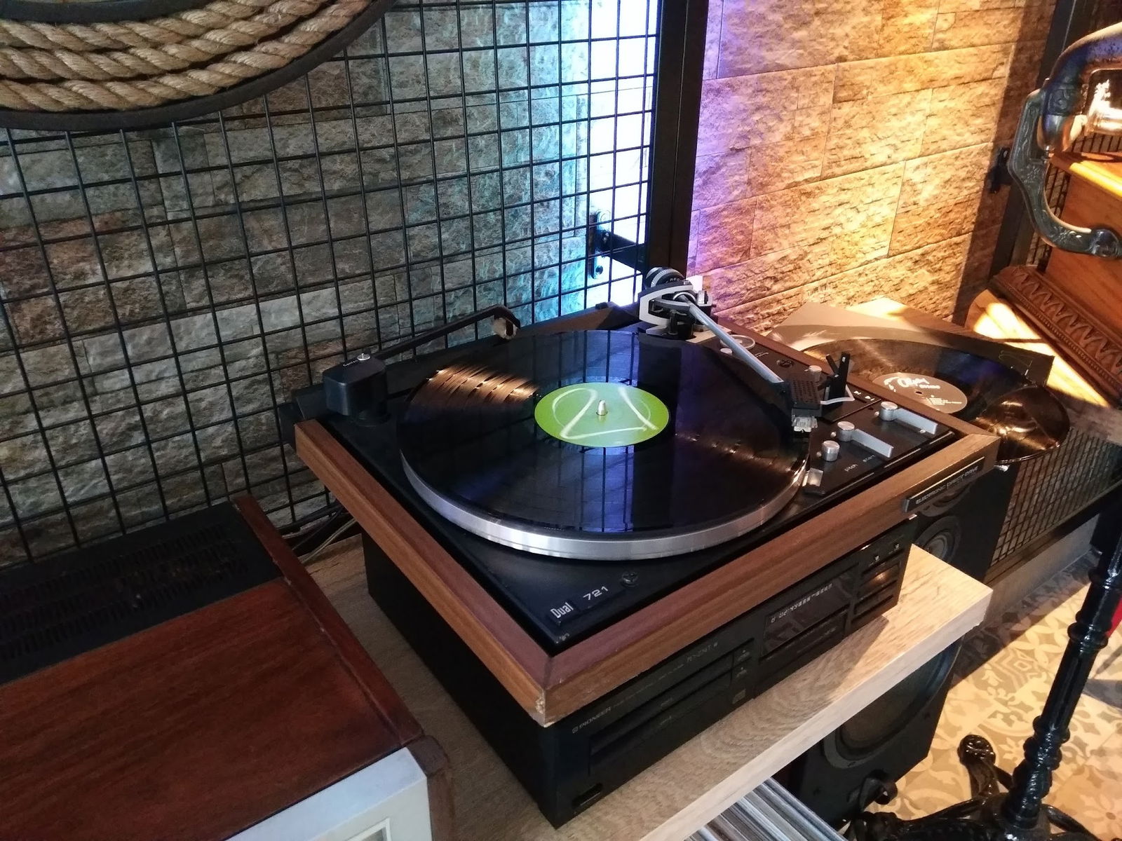 Lavinnia Coffee Kahve Ve Tatlı Evi