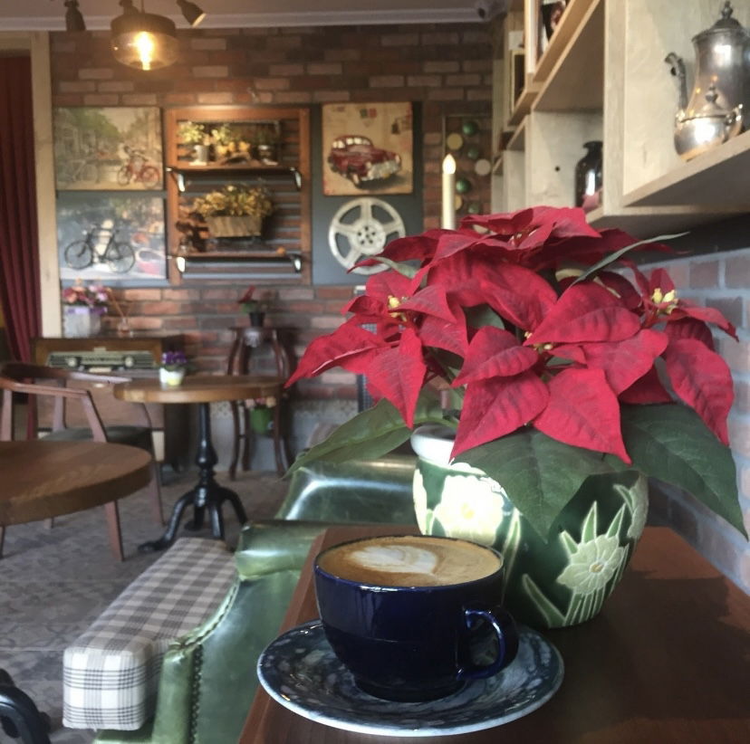 Lavinnia Coffee Kahve Ve Tatlı Evi