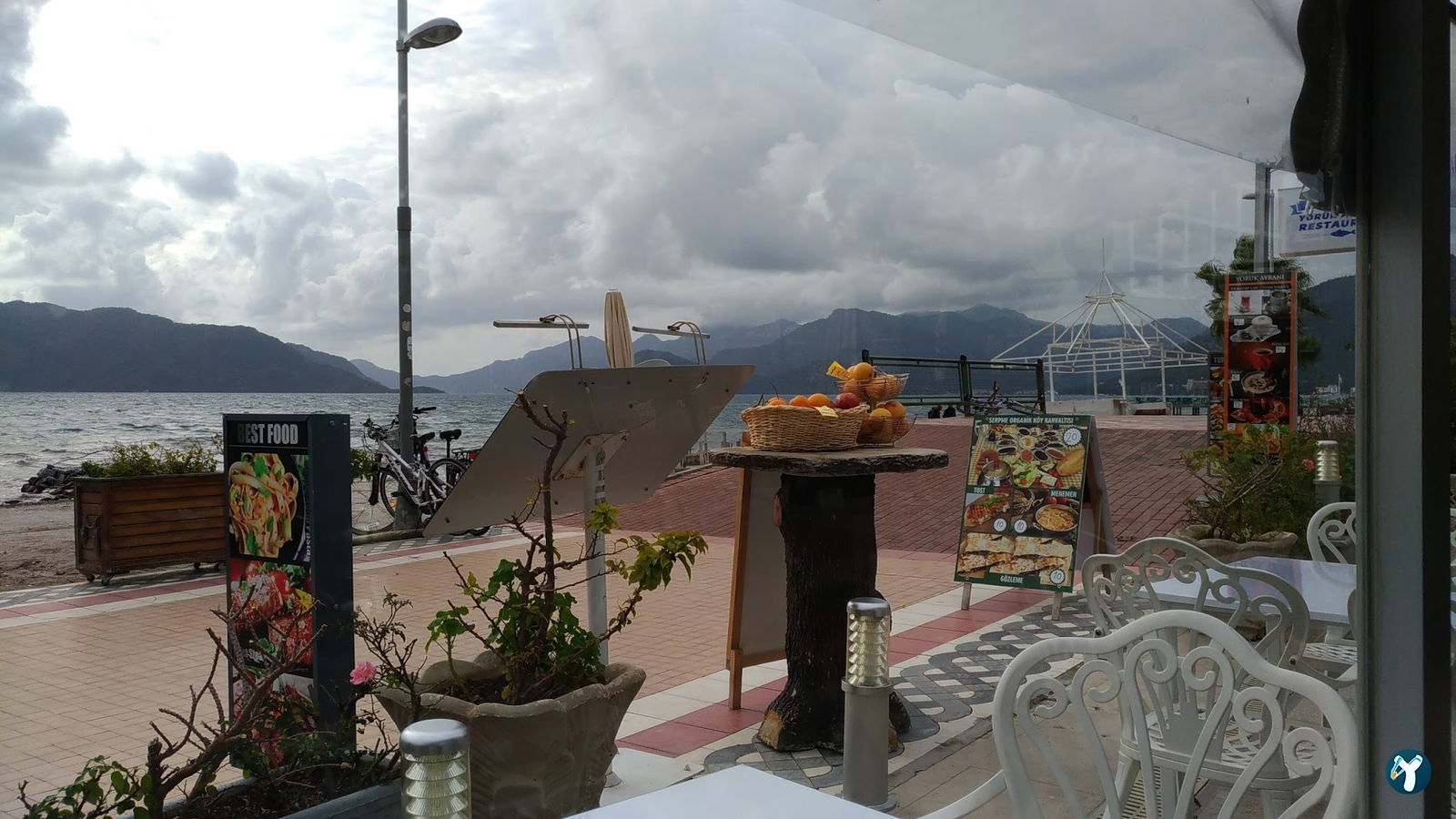 Yoruk Ayrani Restaurant