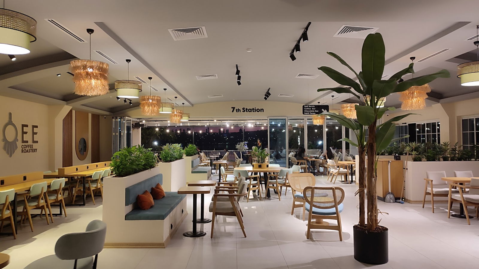 Caffé Di Toeé Mogan Gölü