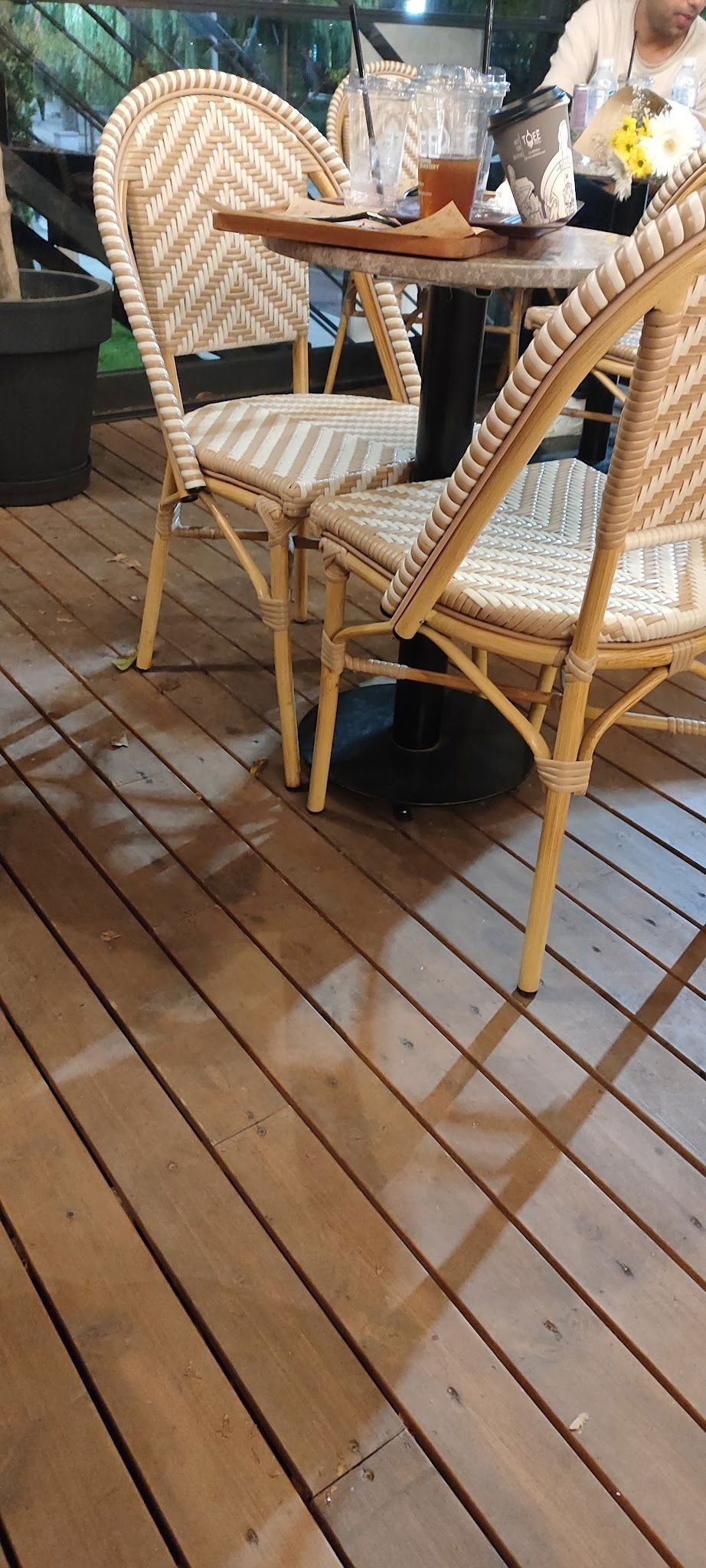 Caffé Di Toeé Mogan Gölü