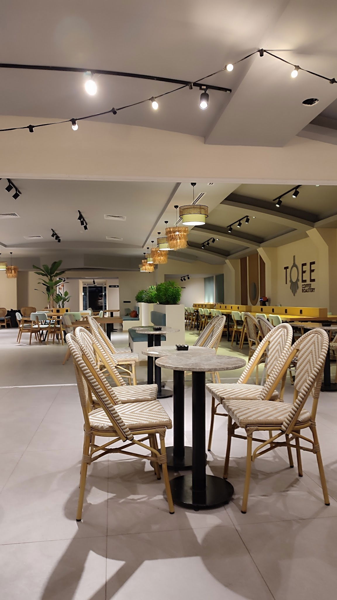 Caffé Di Toeé Mogan Gölü