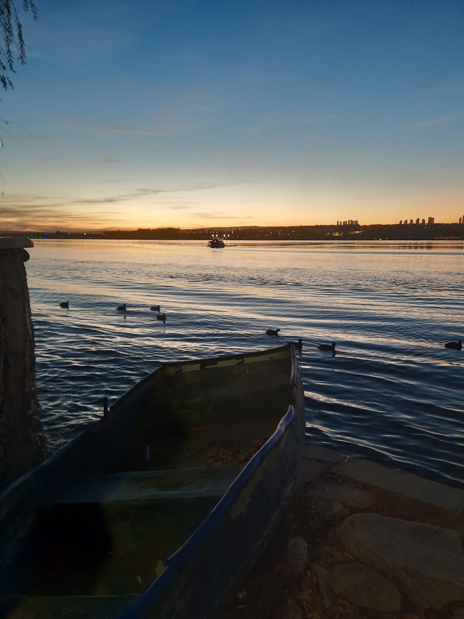 Caffé Di Toeé Mogan Gölü