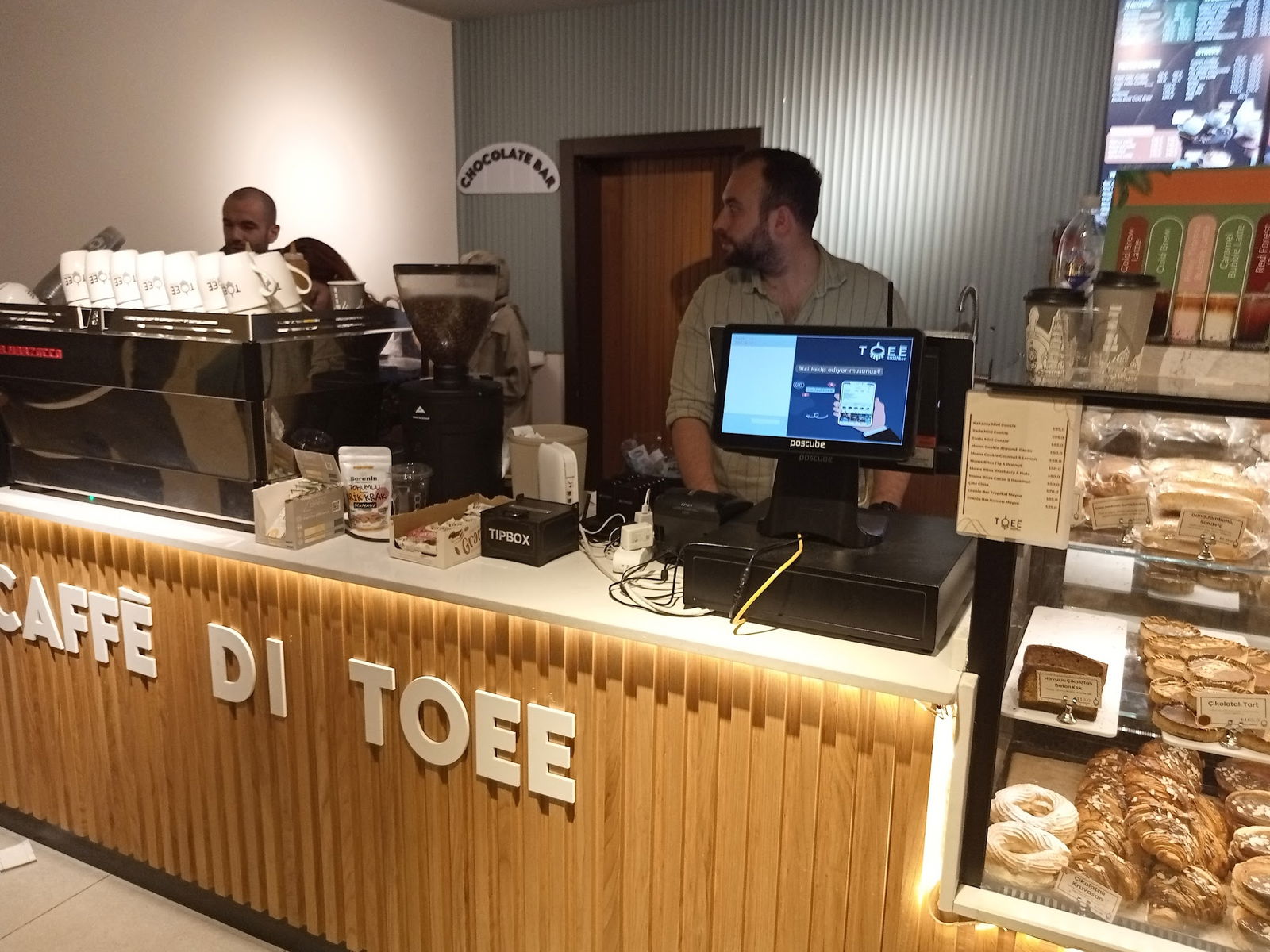 Caffé Di Toeé Mogan Gölü