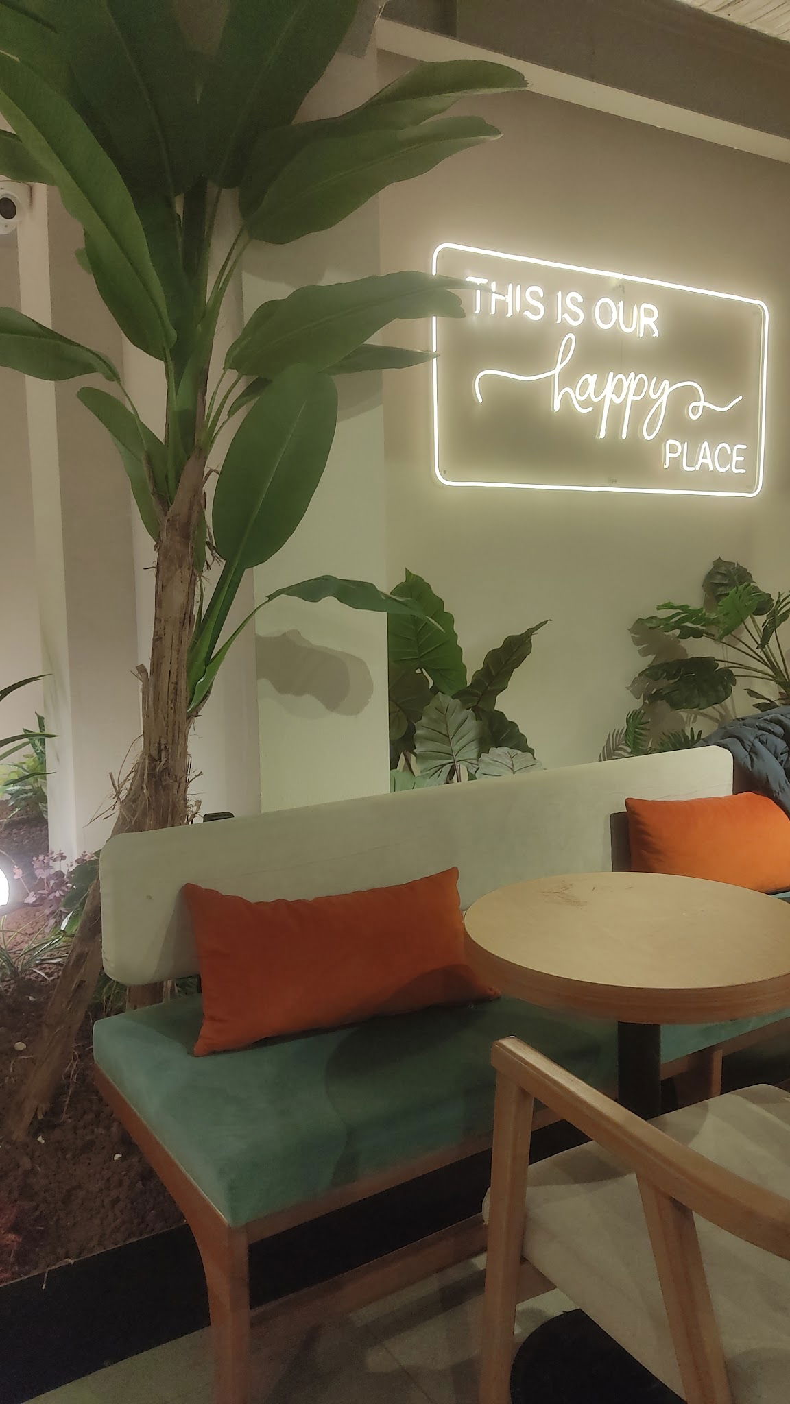 Caffé Di Toeé Mogan Gölü