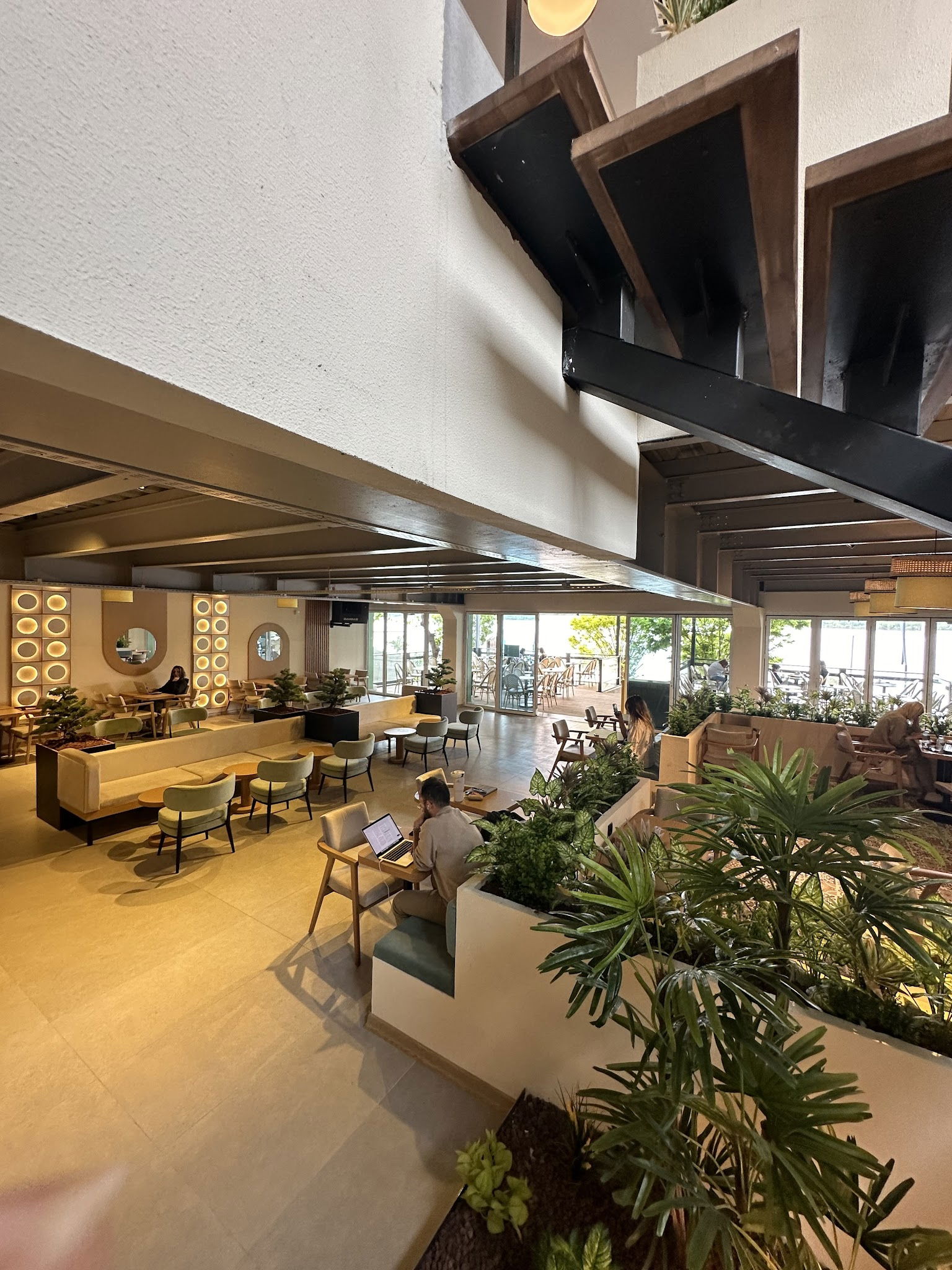 Caffé Di Toeé Mogan Gölü