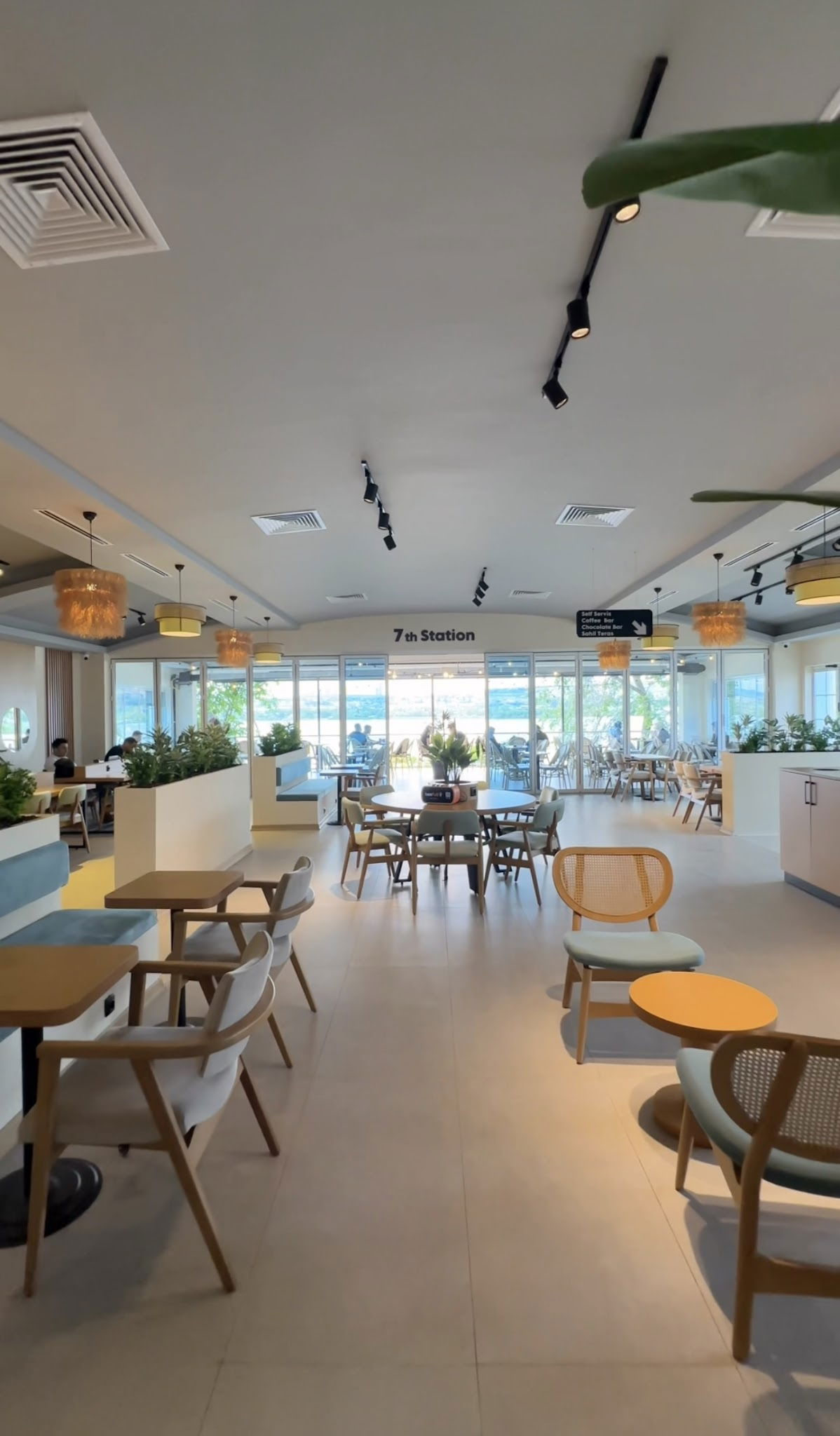 Caffé Di Toeé Mogan Gölü