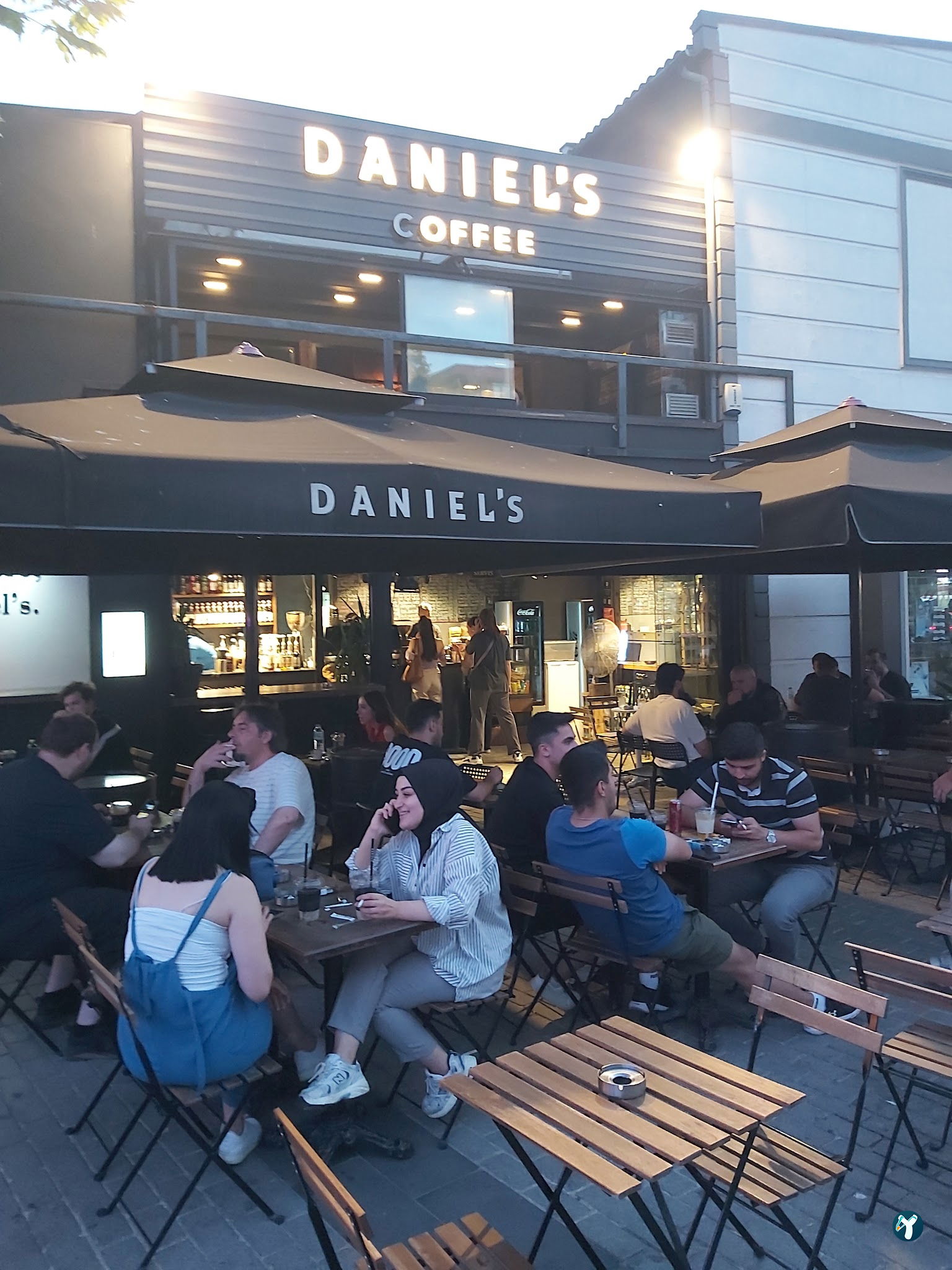 Daniels Coffee Pendik