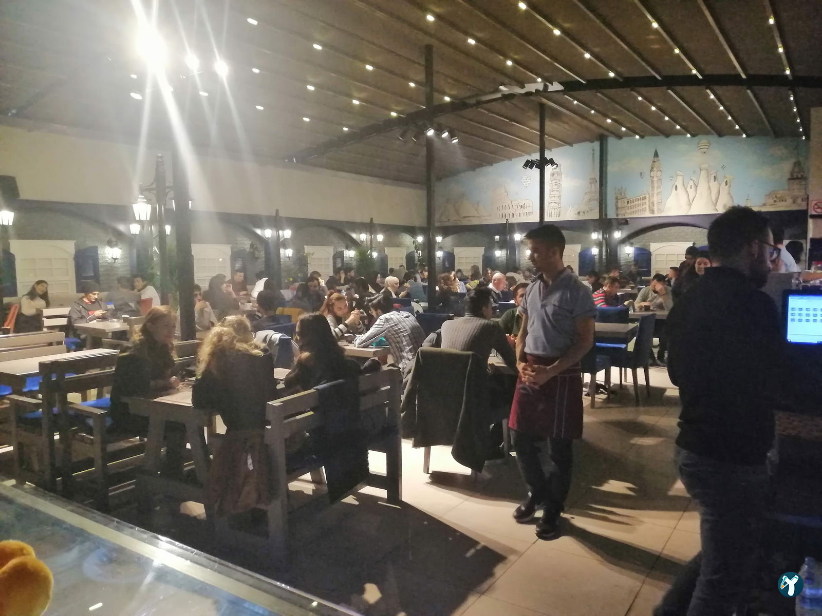 Karanfil Cafe