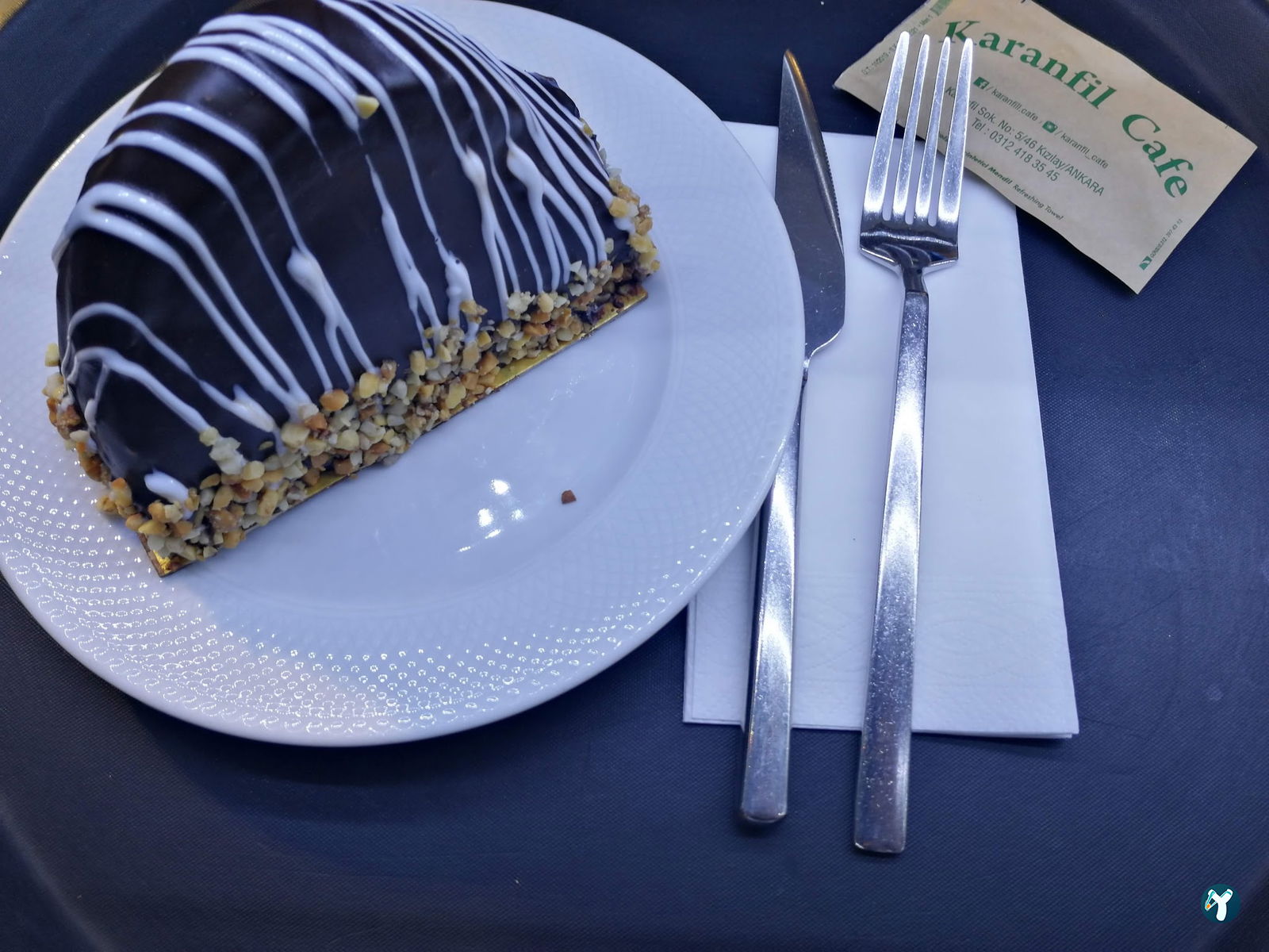 Karanfil Cafe