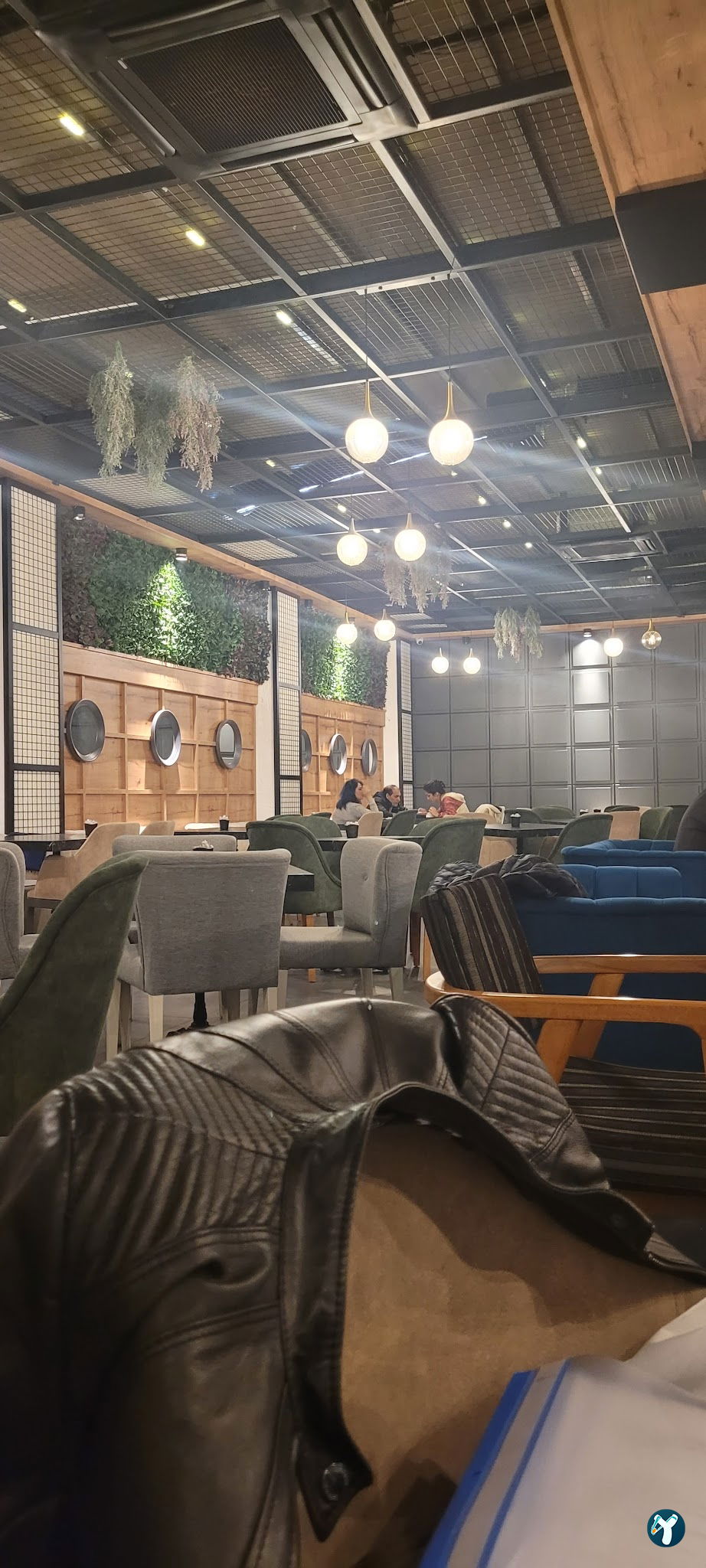 Karanfil Cafe