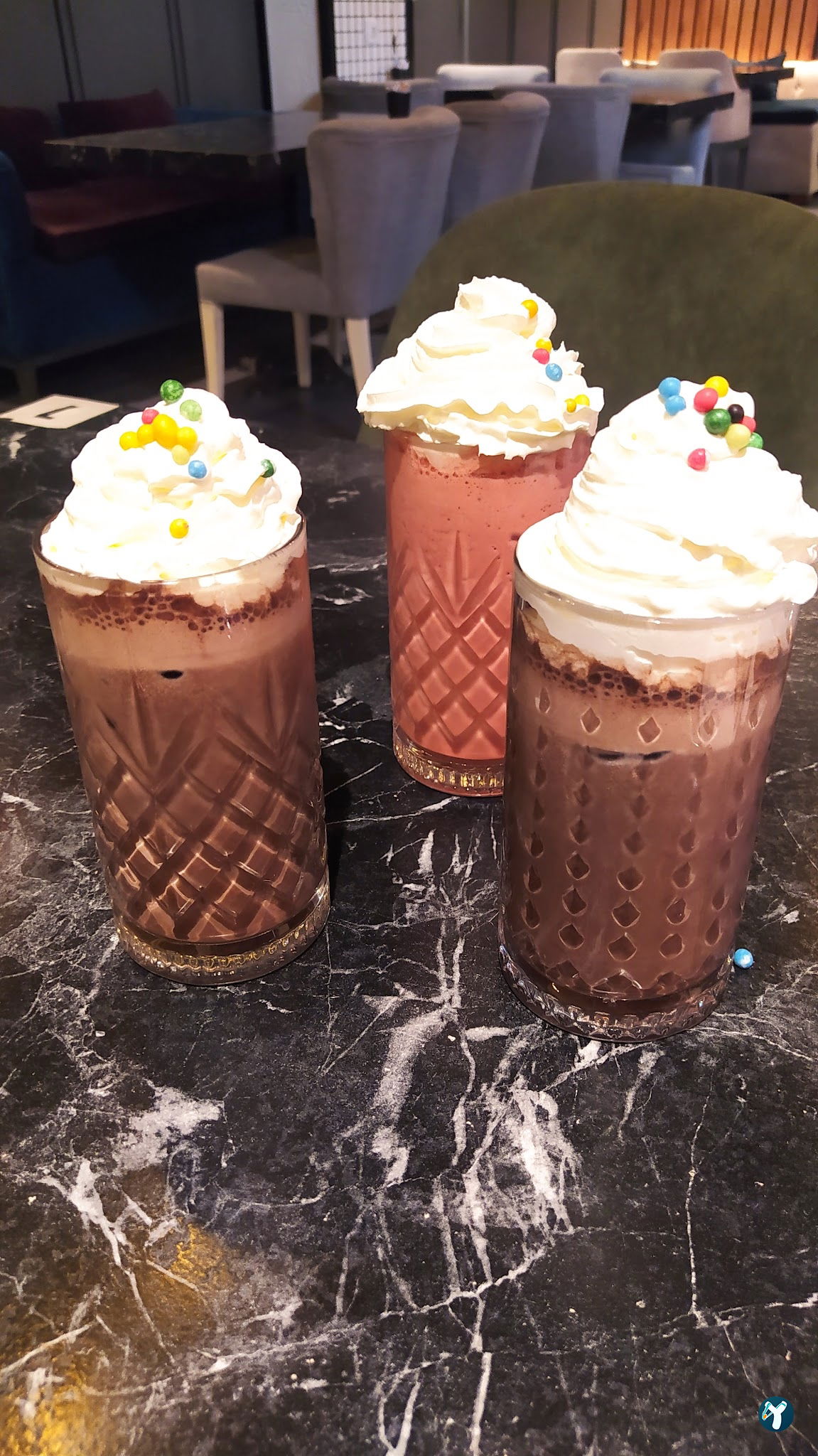 Karanfil Cafe