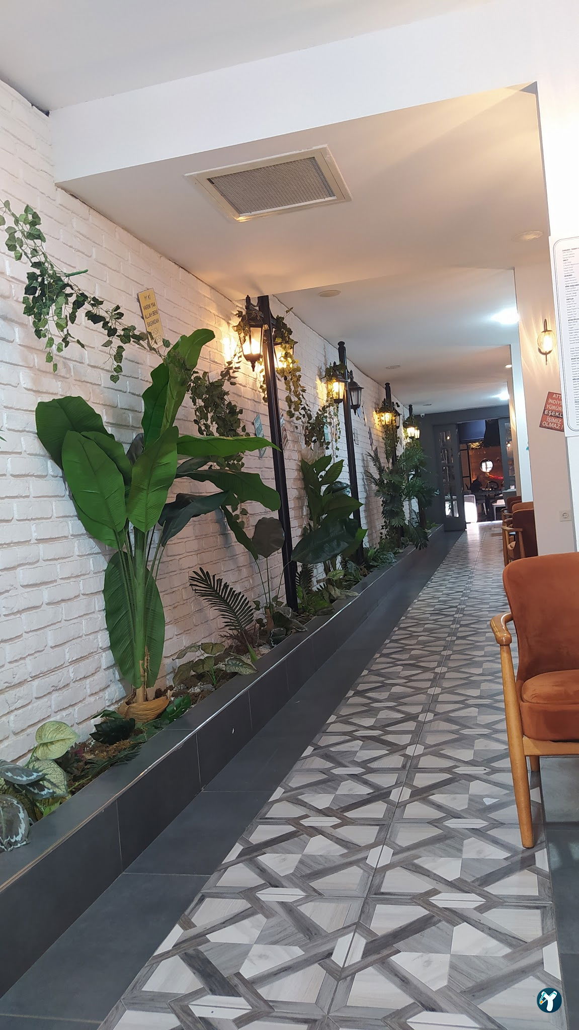 Karanfil Cafe