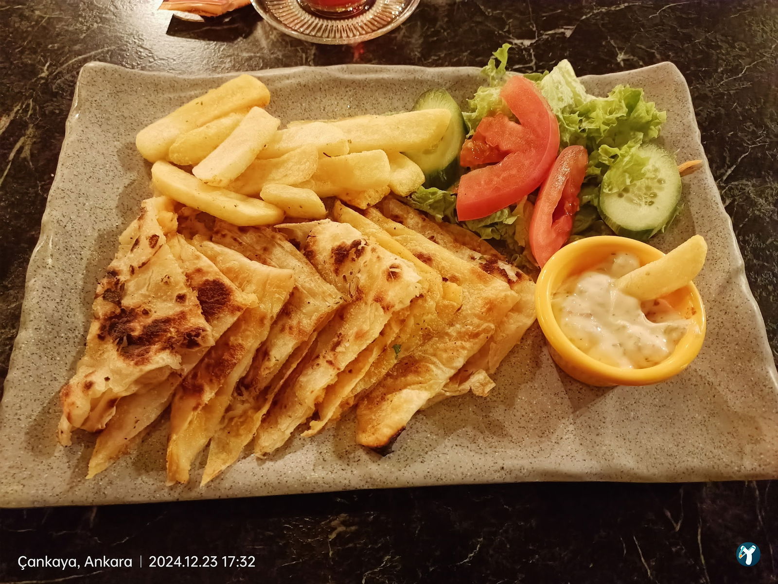 Karanfil Cafe