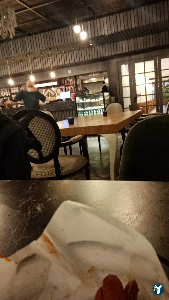 Karanfil Cafe