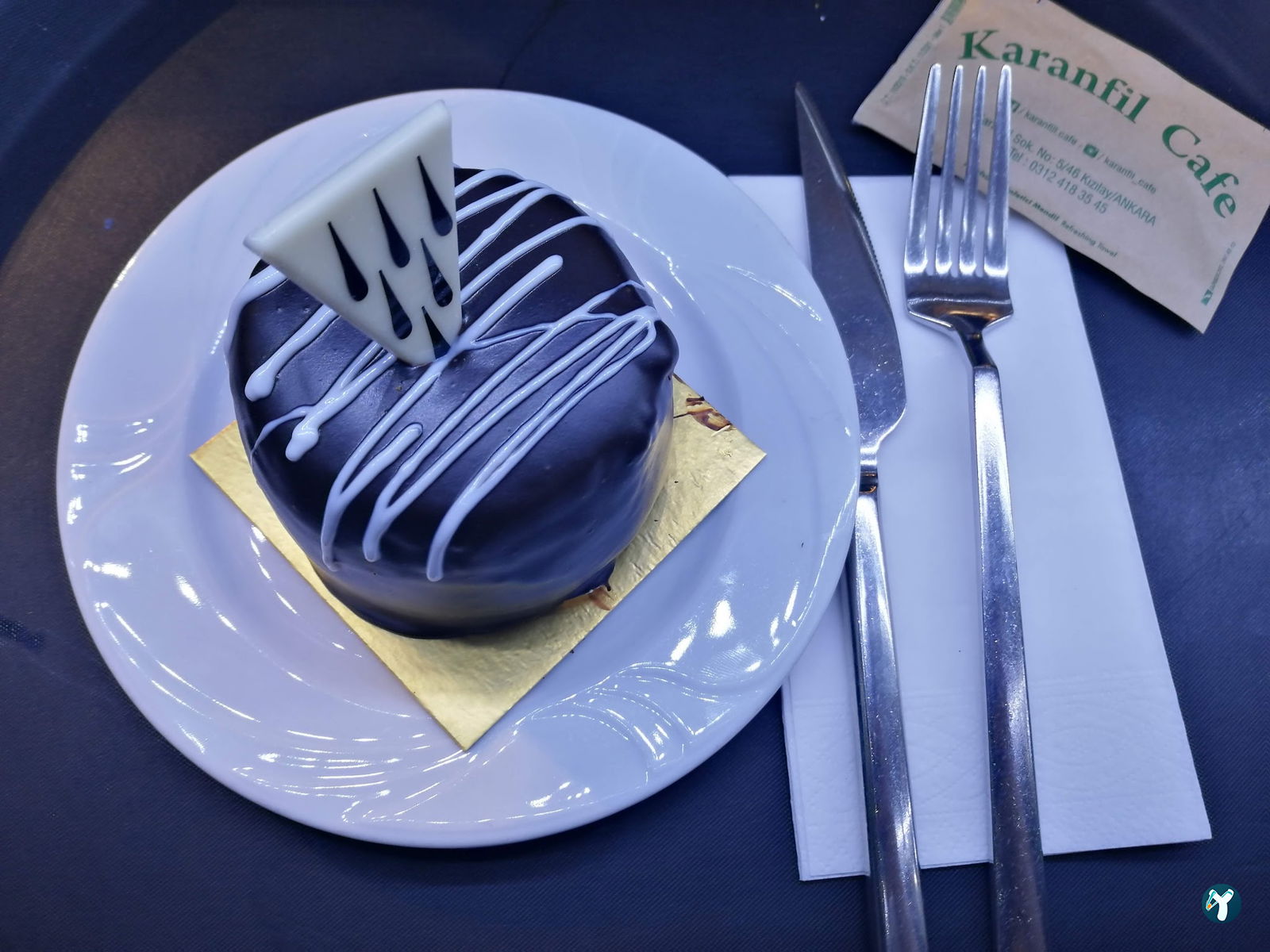 Karanfil Cafe