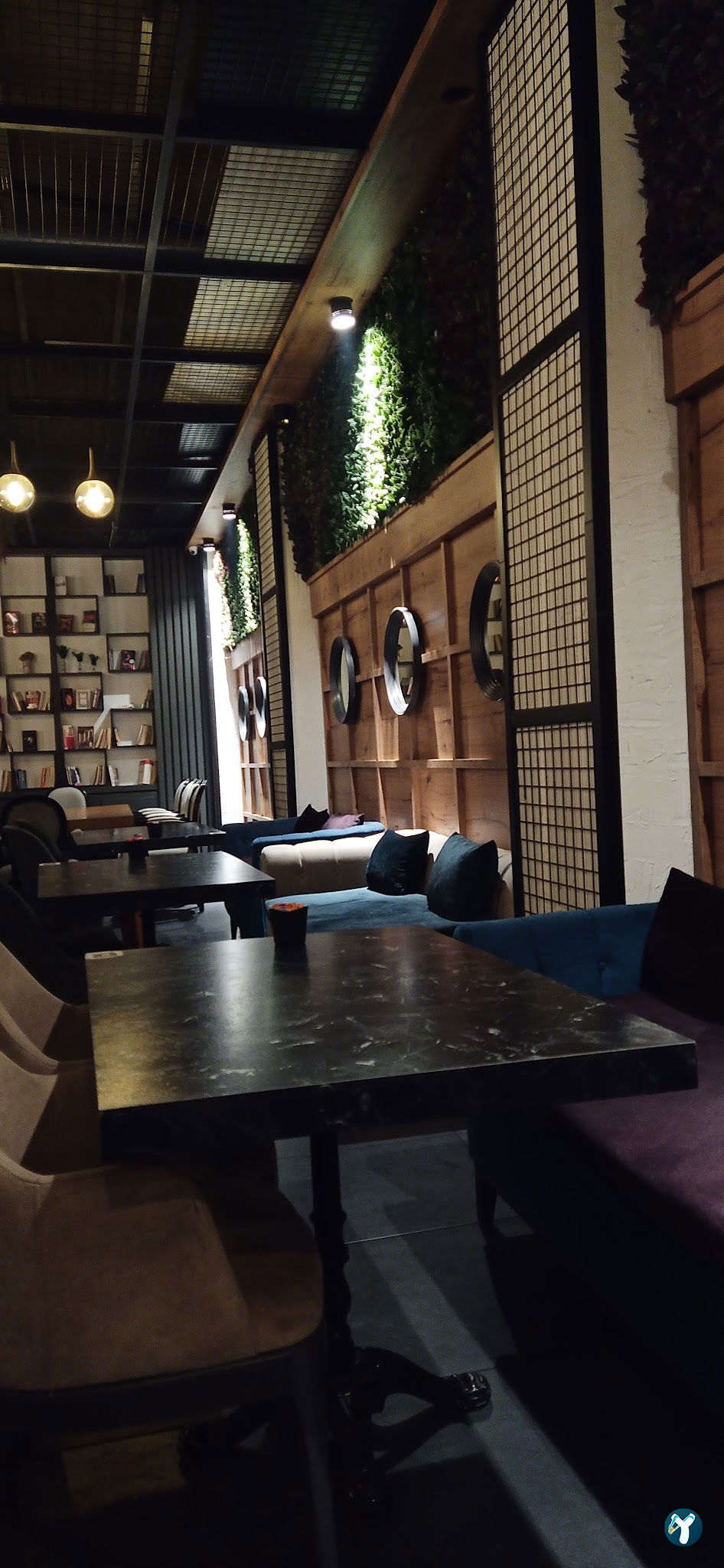 Karanfil Cafe