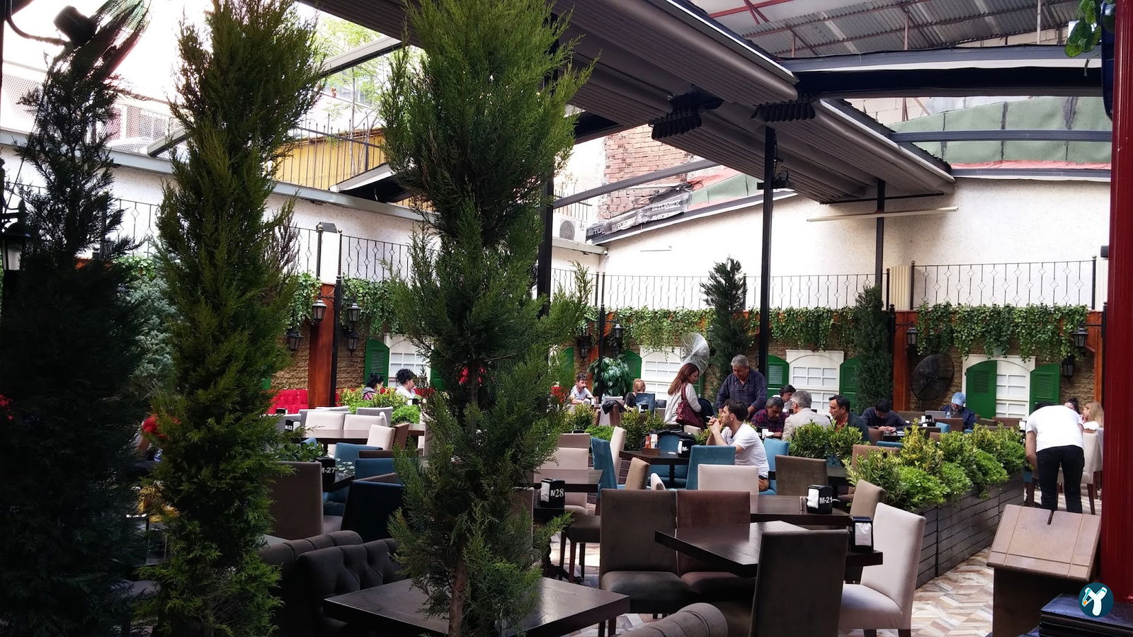 Karanfil Cafe
