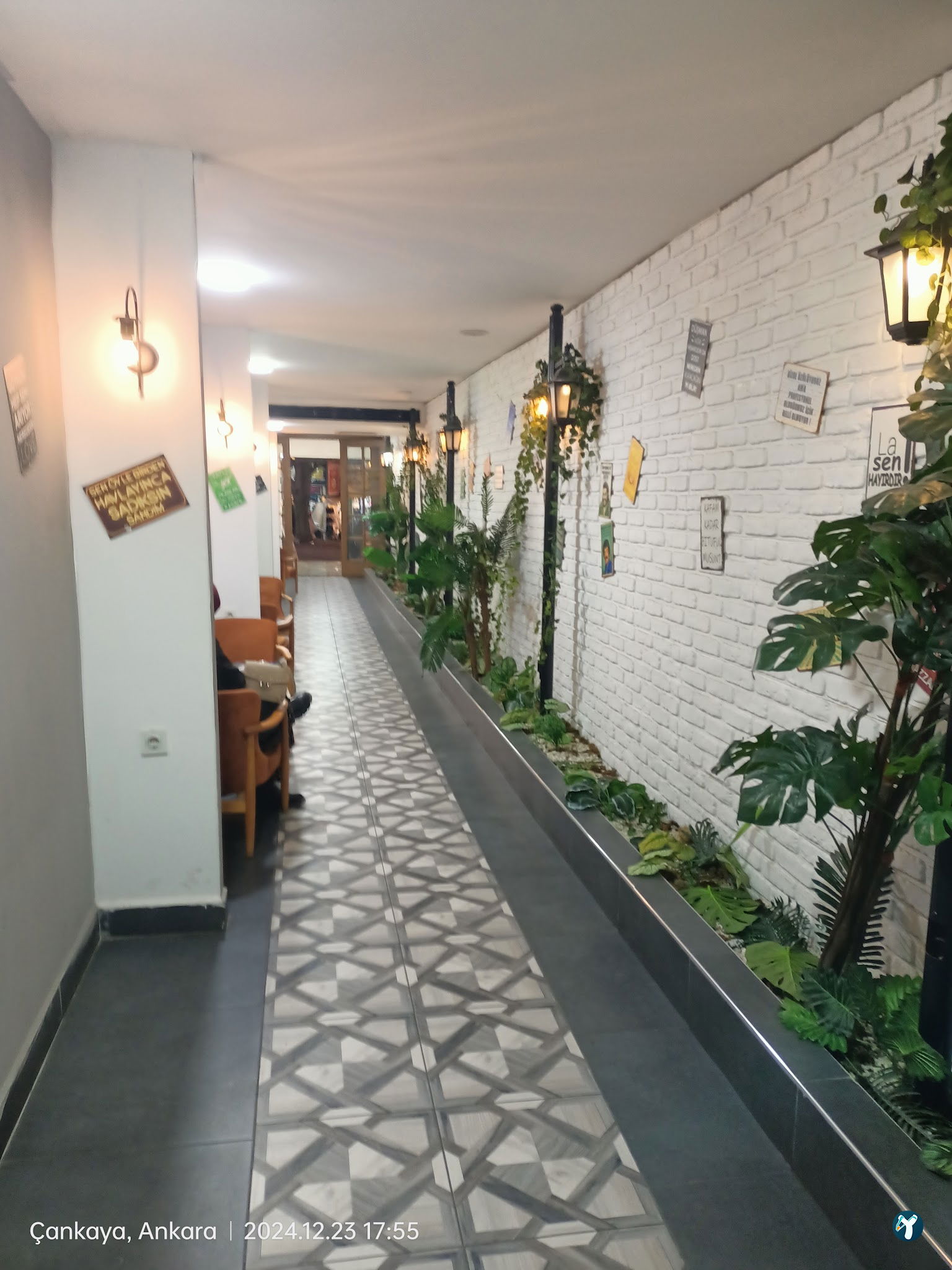 Karanfil Cafe