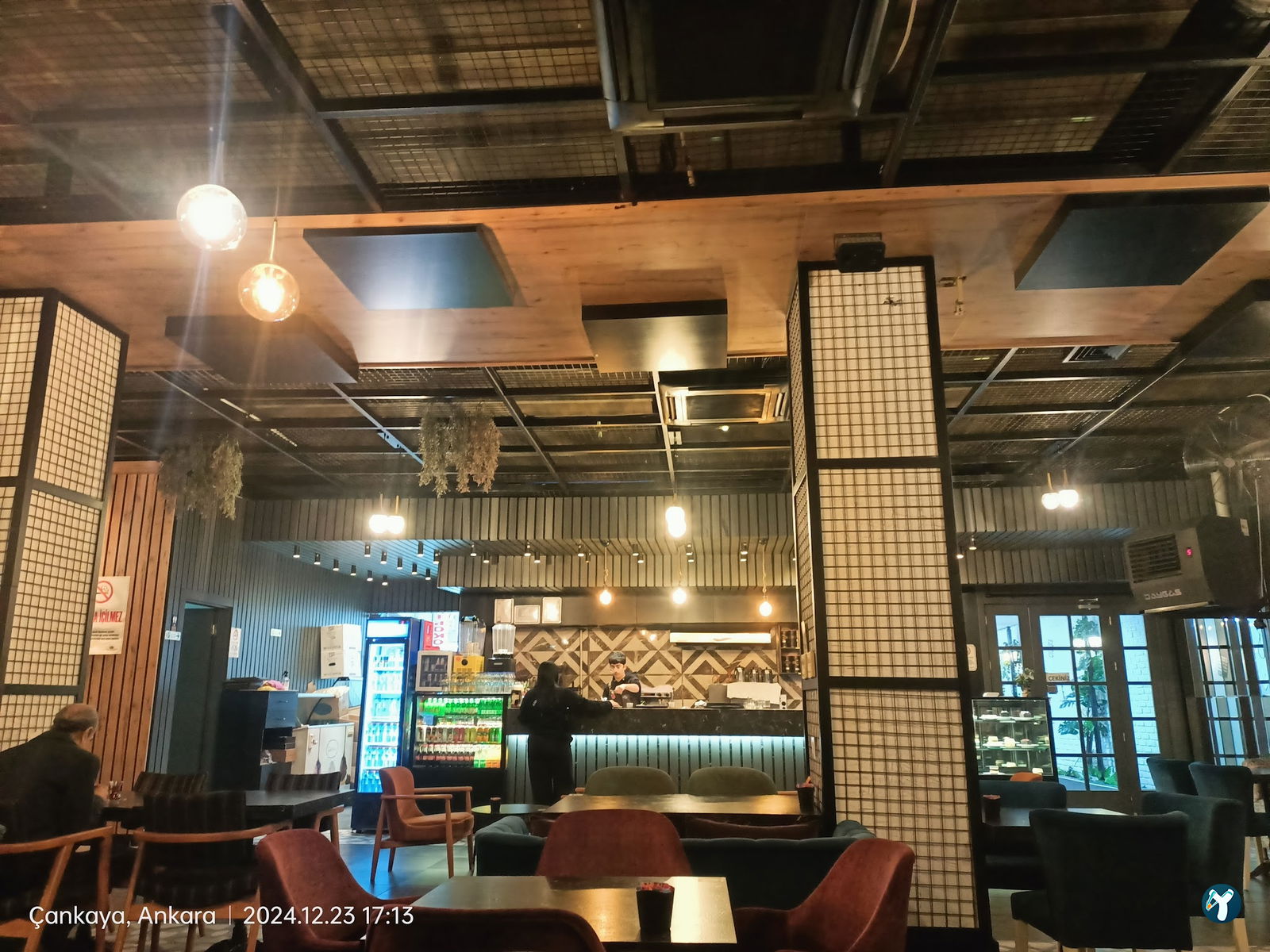 Karanfil Cafe