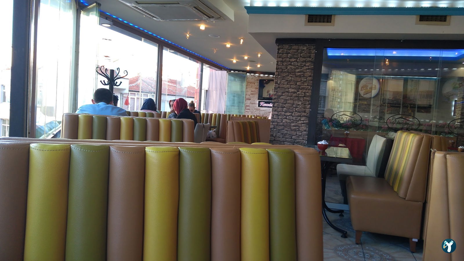 Pier Cafe Bistro
