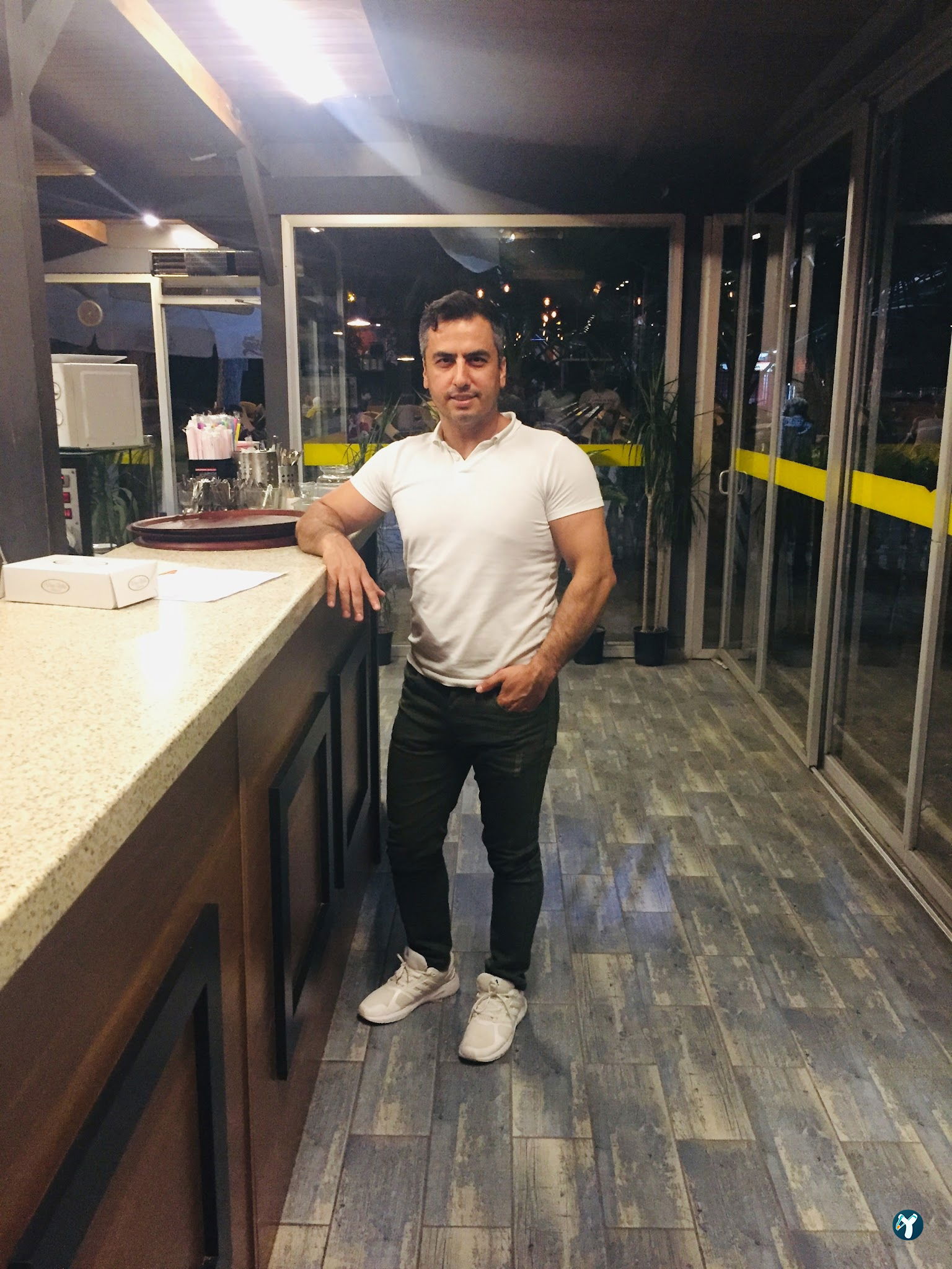 Pier Cafe Bistro