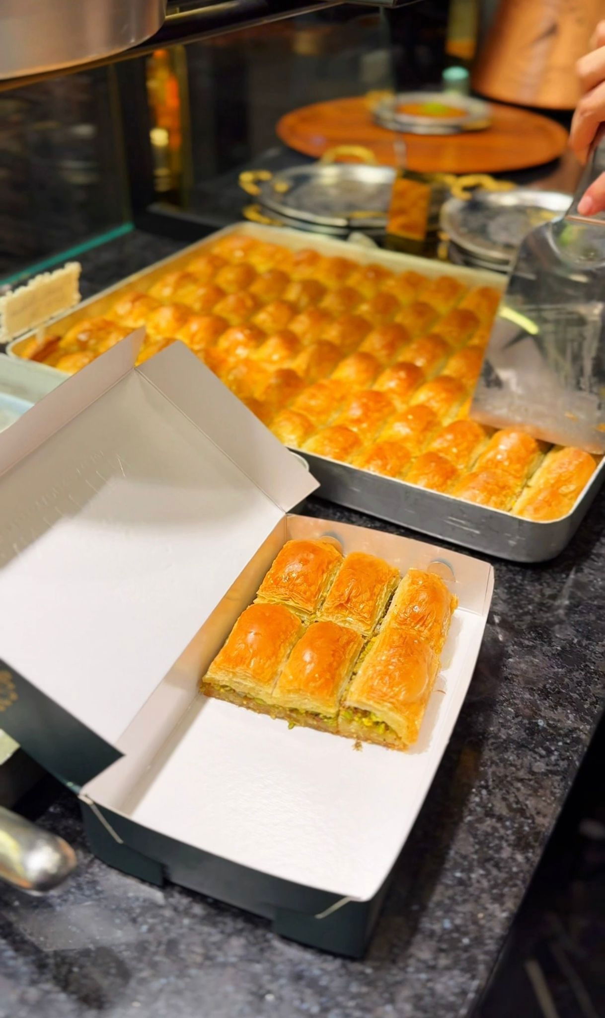 Antepten Künefe Kağıthane