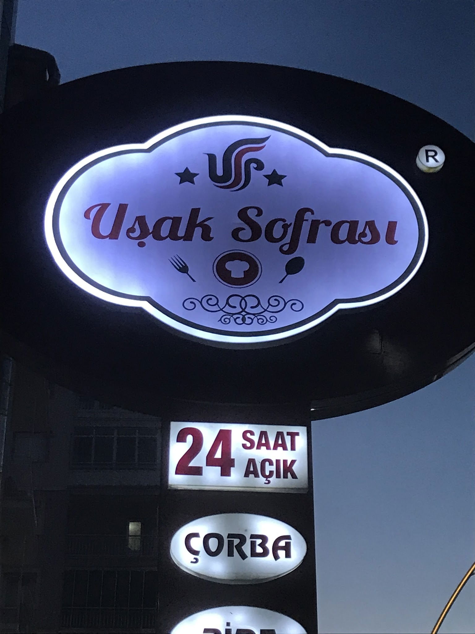Uşak Sofrasi
