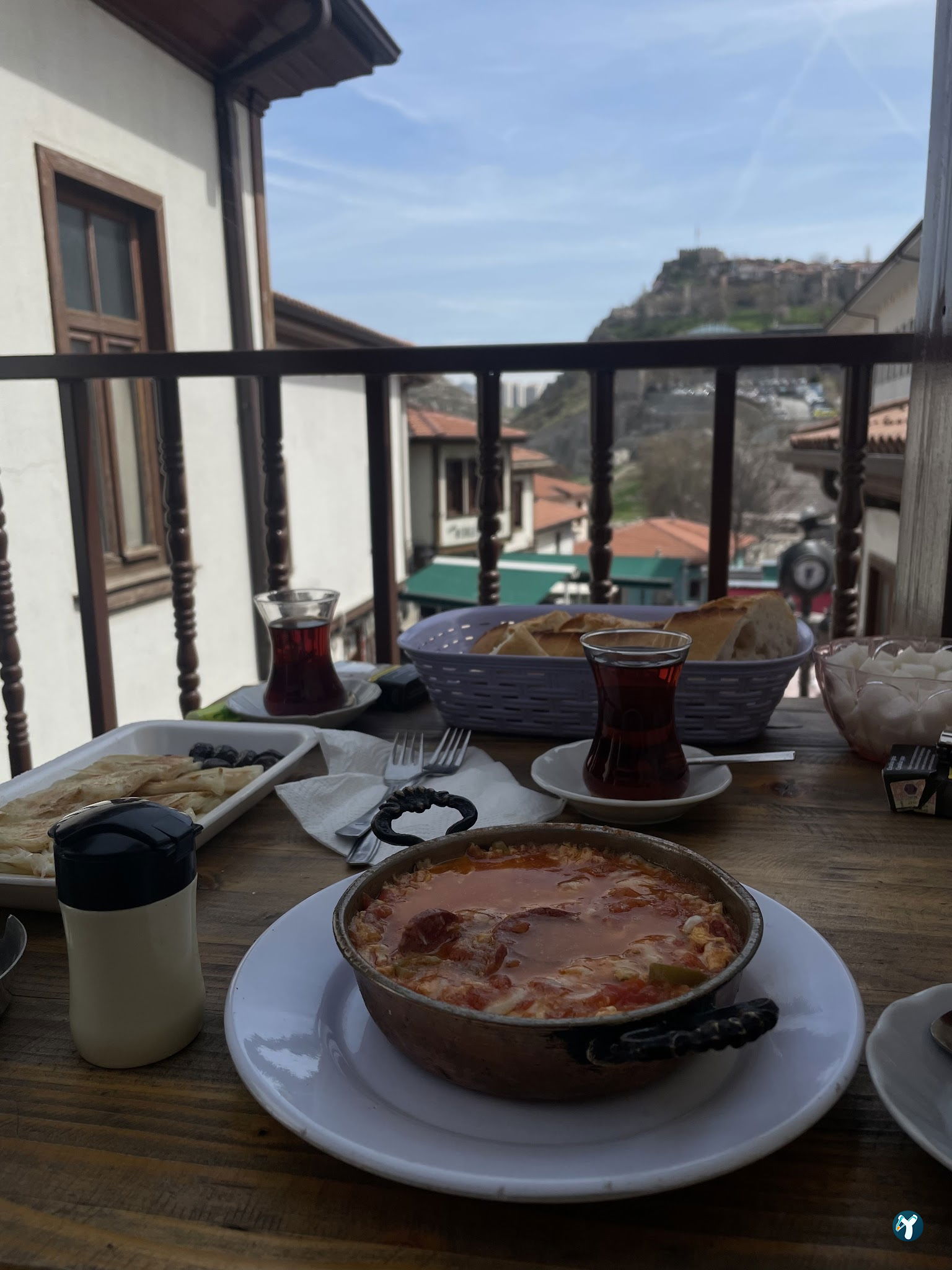 Hanedan Cafe