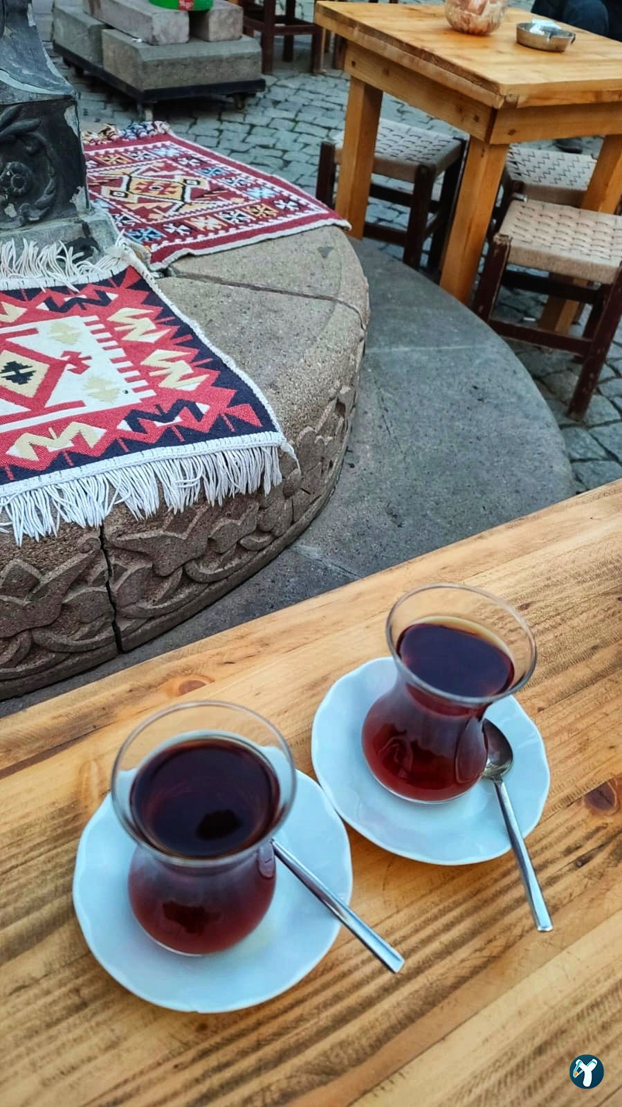 Hanedan Cafe
