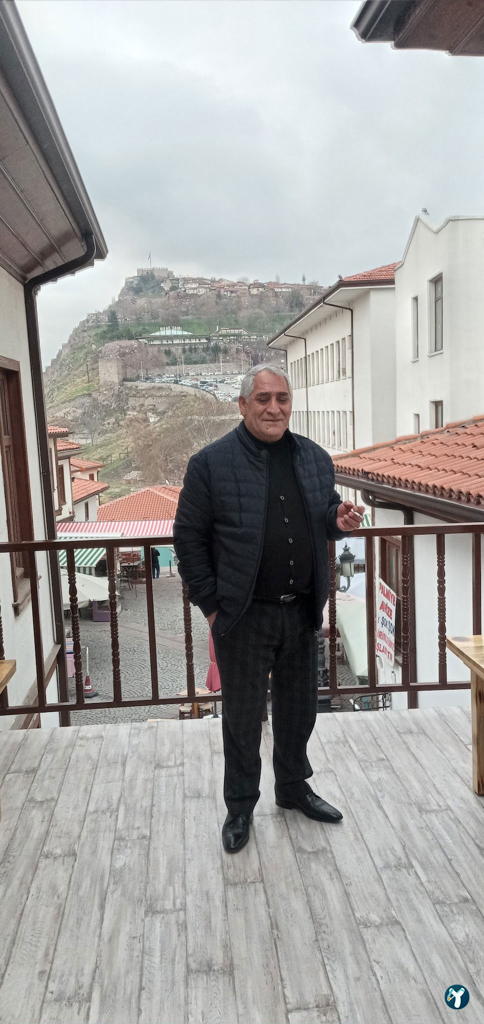 Hanedan Cafe