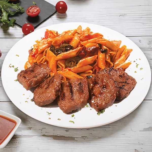 Izgara Köfteli Soslu Penne