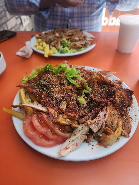 Cadde Büfe Cadde döner