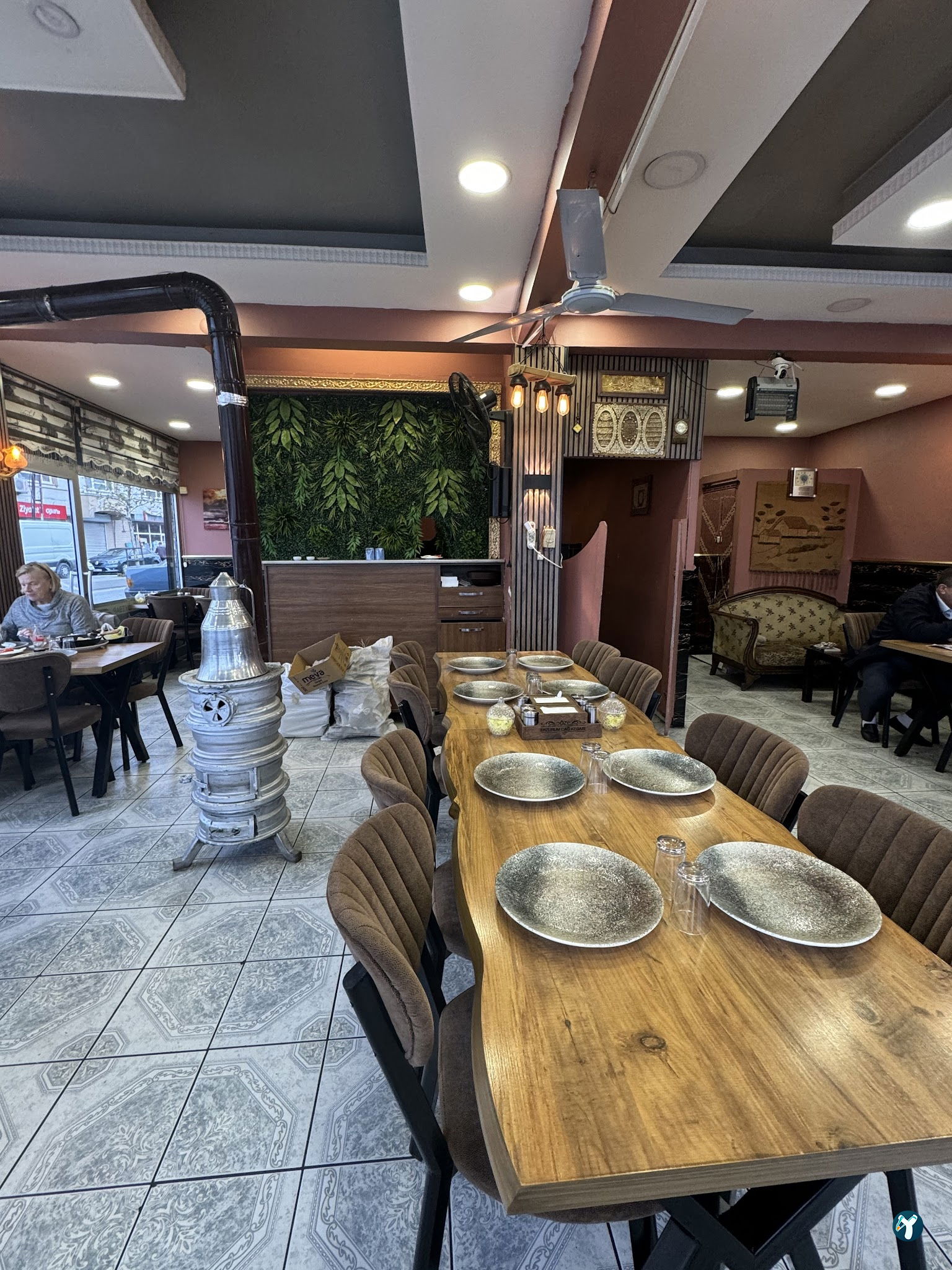 Öz Erzurum Cağ Kebap Salonu Resturan
