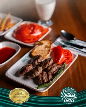 Ciğerci Niyazi Usta resimleri